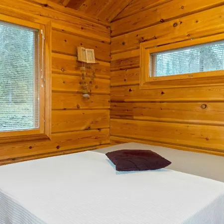 Сasa de vacaciones Sallan Lumous B By Interhome